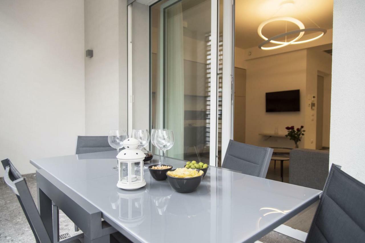 Design & New Center Apartments Milano Exteriör bild